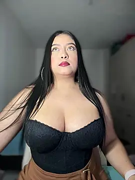 Snapshot of cami_ortiz__ chatting on January 6, 2025, 2:58 am cami ortiz   online show from January 6, 2025, 2:58 am