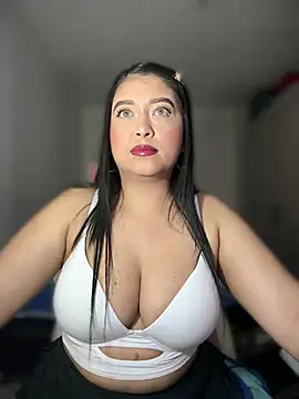 Snapshot of cami_ortiz__ chatting on January 19, 2025, 5:58 am cami ortiz   online show from January 19, 2025, 5:58 am