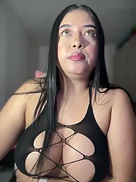 Snapshot of cami_ortiz__ chatting on February 28, 2025, 3:04 am cami ortiz   online show from February 28, 2025, 3:04 am