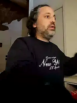 Snapshot of woww791 chatting on January 14, 2025, 8:04 pm woww791 online show from January 14, 2025, 8:04 pm