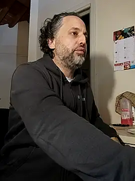 Snapshot of woww791 chatting on March 11, 2025, 9:48 pm woww791 online show from March 11, 2025, 9:48 pm