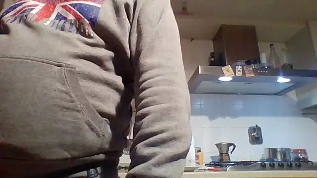 Snapshot of woww791 chatting on October 4, 2025, 2:48 pm woww791 online show from October 4, 2025, 2:48 pm