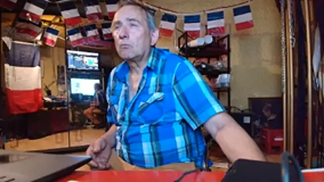 Snapshot of jeanlulu chatting on July 1, 2026, 7:46 pm jeanlulu online show from July 1, 2026, 7:46 pm