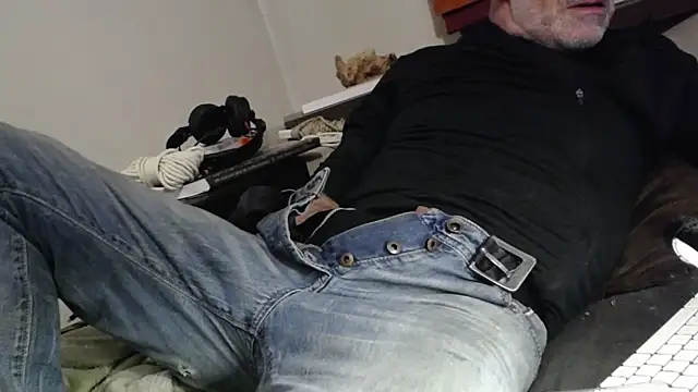 mike30nbg online show from September 27, 2025, 8:36 pm