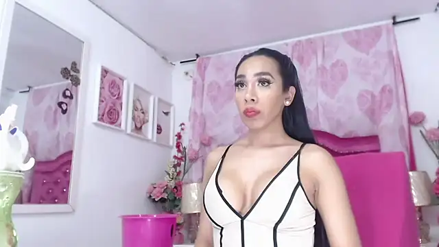 Divaxhermosa online show from January 23, 2025, 6:06 am