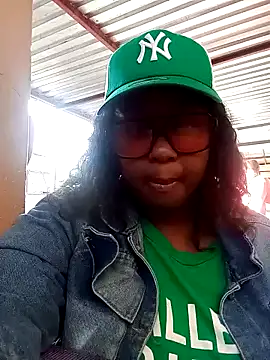 HotAFRICANBEAUTY online show from December 22, 2024, 3:33 pm