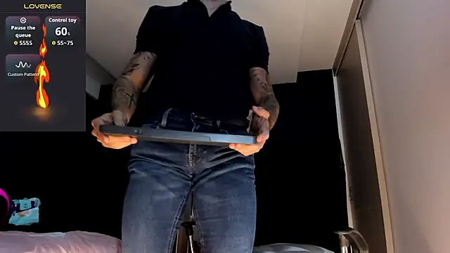 MarkWalker   online show from January 5, 2026, 5:27 pm