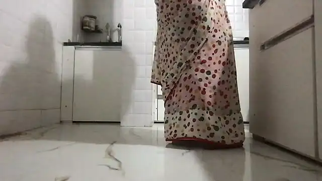 Riyasingh9 online show from March 15, 2026, 5:35 am