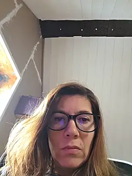 Snapshot of Lina_lou4 chatting on February 20, 2026, 2:39 pm Lina lou4 online show from February 20, 2026, 2:39 pm