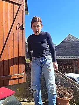 Lina lou4 online show from March 20, 2026, 10:42 am