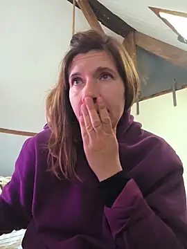 Lina lou4 online show from March 28, 2026, 10:26 am