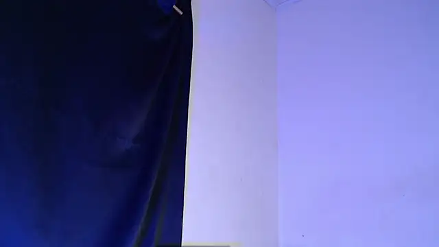 Snapshot of luciana_keating chatting on December 19, 2024, 9:40 am luciana keating online show from December 19, 2024, 9:40 am