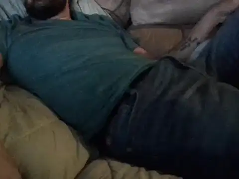 tn hung online show from February 5, 2025, 4:16 am