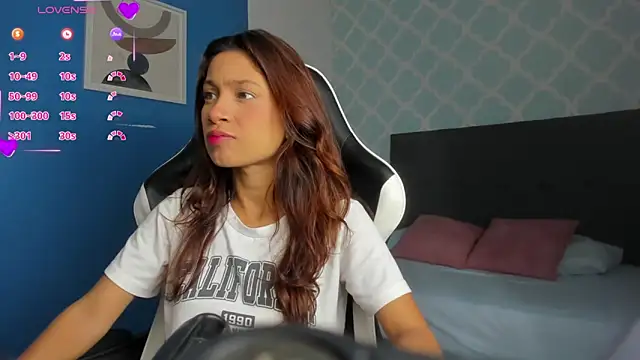 cora 22 online show from September 12, 2025, 12:38 pm