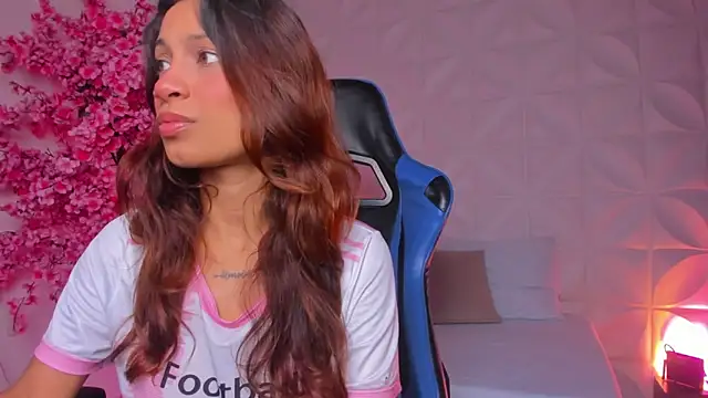 cora 22 online show from March 16, 2026, 12:53 pm