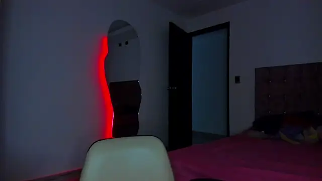 cora 22 online show from April 17, 2026, 2:25 am