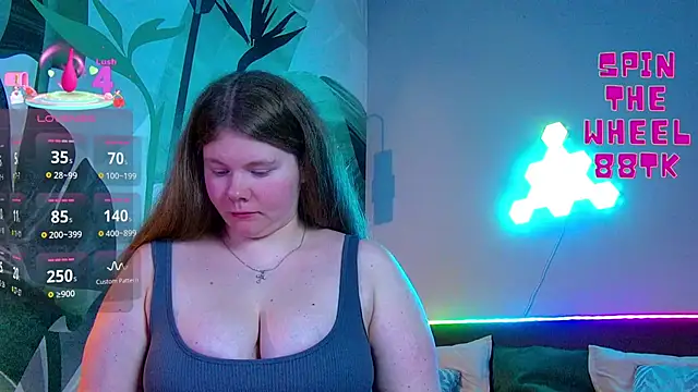 Snapshot of RubyValen chatting on September 22, 2025, 1:07 am RubyValen online show from September 22, 2025, 1:07 am