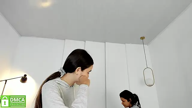 sexychanell 18 online show from March 10, 2025, 12:48 pm