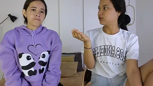 sexychanell 18 online show from April 10, 2026, 1:27 pm