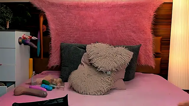 LiaMetz online show from January 12, 2026, 7:52 pm