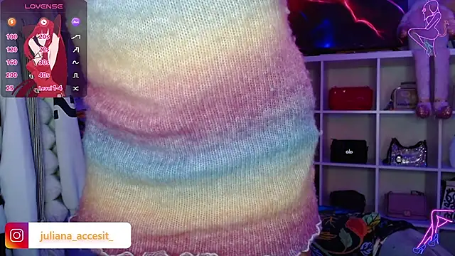 caroline cossei online show from November 29, 2025, 1:52 am