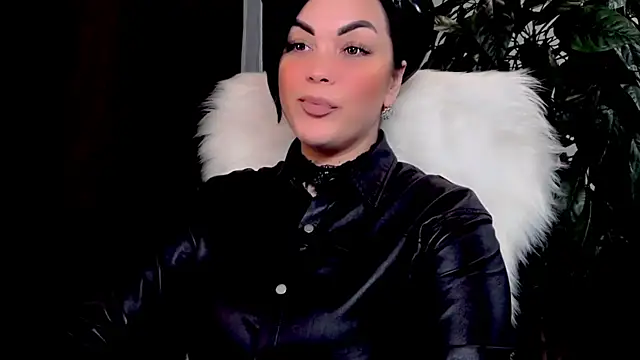 Snapshot of QueenOfUrKink chatting on February 12, 2026, 7:53 pm QueenOfUrKink online show from February 12, 2026, 7:53 pm