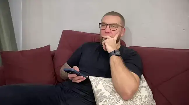 Bear bear  online show from January 24, 2025, 12:20 pm