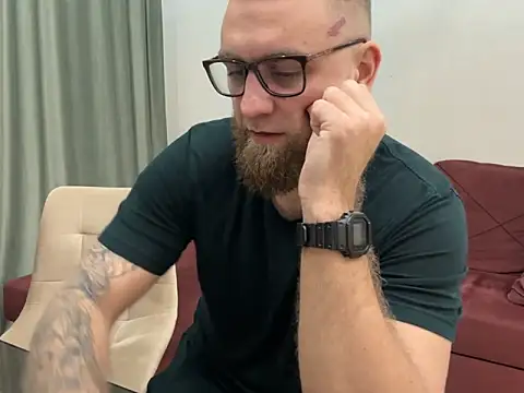 Bear bear  online show from March 14, 2025, 2:20 am