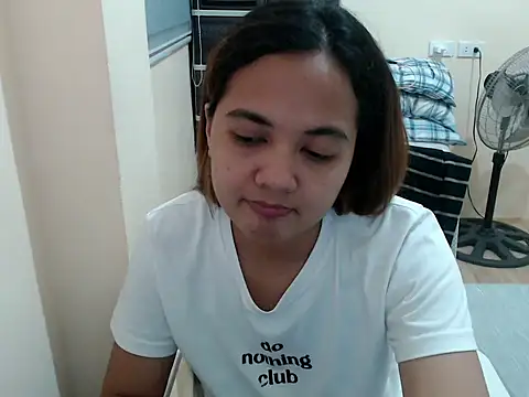 xTheLastVIRGINx online show from February 11, 2026, 2:00 pm