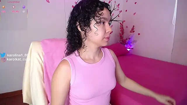 Karolina 1 online show from October 16, 2025, 2:18 pm