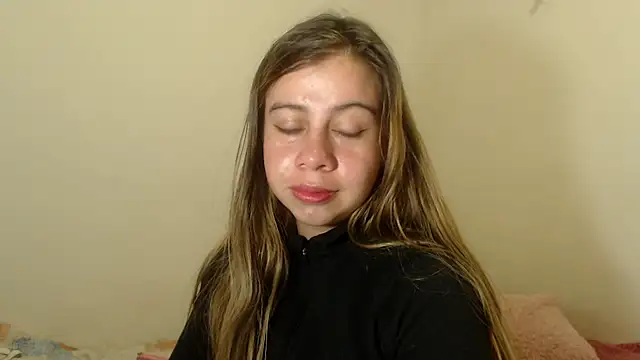 SweetSofty online show from January 5, 2025, 6:13 pm