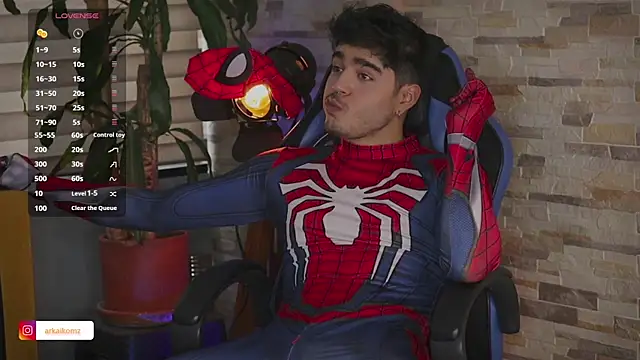 Snapshot of Arkaikomz chatting on January 25, 2025, 9:25 pm Arkaikomz online show from January 25, 2025, 9:25 pm