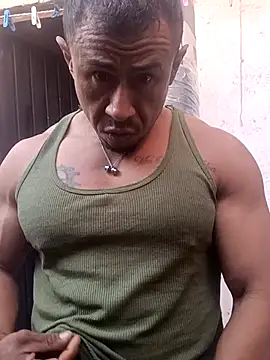 Snapshot of ivandignity chatting on October 28, 2025, 10:34 pm ivandignity online show from October 28, 2025, 10:34 pm