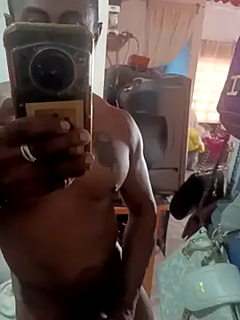 Snapshot of ivandignity chatting on November 17, 2025, 6:46 pm ivandignity online show from November 17, 2025, 6:46 pm