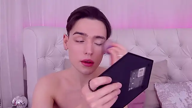 Snapshot of RobbyCharming chatting on January 26, 2025, 7:41 pm RobbyCharming online show from January 26, 2025, 7:41 pm