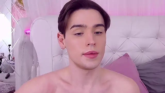 Snapshot of RobbyCharming chatting on February 25, 2025, 1:52 am RobbyCharming online show from February 25, 2025, 1:52 am