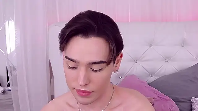 Snapshot of RobbyCharming chatting on March 1, 2025, 1:53 am RobbyCharming online show from March 1, 2025, 1:53 am