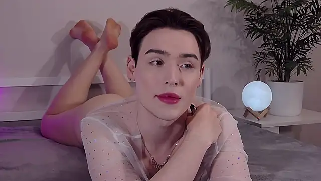 RobbyCharming online show from May 9, 2026, 4:50 am