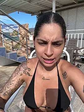 charlotte stevenss  online show from February 9, 2025, 8:13 pm