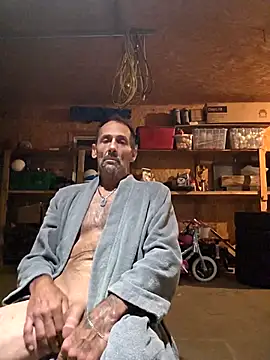 Snapshot of Laying_Sooner chatting on September 15, 2025, 5:51 am Laying Sooner online show from September 15, 2025, 5:51 am