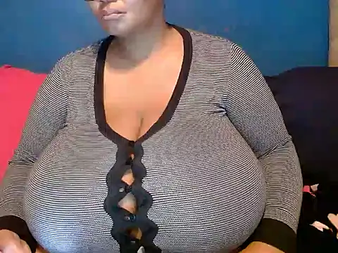 CUTEFIRMMELONSS online show from March 11, 2025, 3:37 am