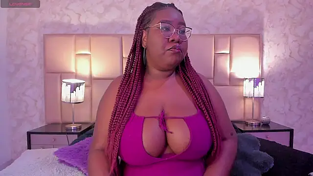 Darnellqueen online show from January 14, 2025, 4:04 am