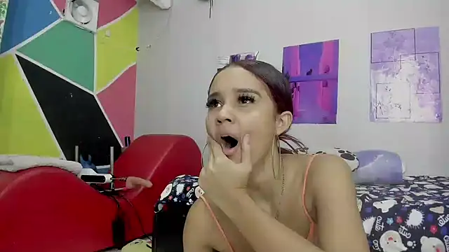 Snapshot of MarianaManzur chatting on January 25, 2025, 2:36 pm MarianaManzur online show from January 25, 2025, 2:36 pm