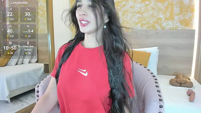 Valentina Ross  online show from November 28, 2025, 11:24 am