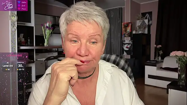 roxana brooks online show from March 8, 2025, 8:35 pm