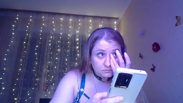 CumCpl online show from April 11, 2026, 9:41 pm