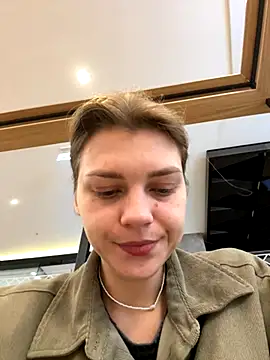 ValenciaShock online show from October 17, 2025, 6:38 am