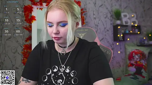 Moon Valkyrie online show from October 24, 2025, 8:55 am