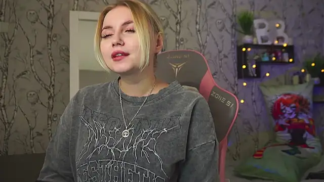 Moon Valkyrie online show from February 27, 2026, 9:53 am