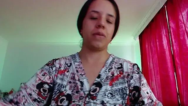 Snapshot of VALERY_MEER chatting on April 20, 2026, 11:35 am VALERY MEER online show from April 20, 2026, 11:35 am